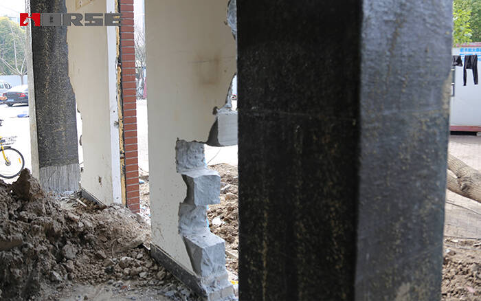 column seismic reinforcement with CARBON FIBER column seismic reinforcement with CARBON FIBER