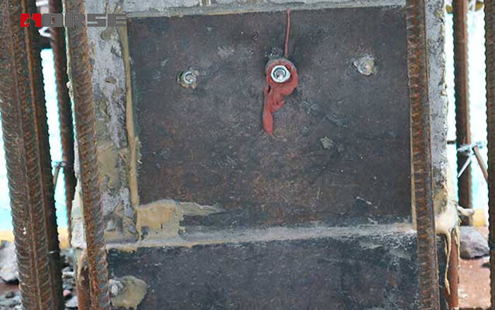 Steel plate bonding reinforcement application Steel plate bonding reinforcement application