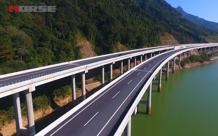 Repairing Bridge Cracks With Crack Injection Adhesive Repairing Bridge Cracks With Crack Injection Adhesive