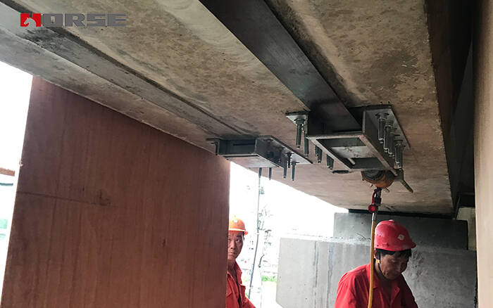 Prestressed CFRP plate Prestressed CFRP plate