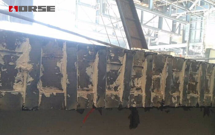 Application of gluing steel plate method to bridge reinforcement Application of gluing steel plate method to bridge reinforcement