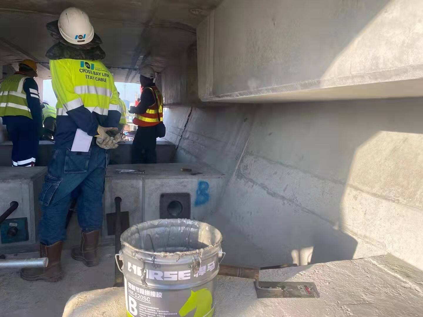 HM-120SC segmental bridge adhesive HM-120SC segmental bridge adhesive
